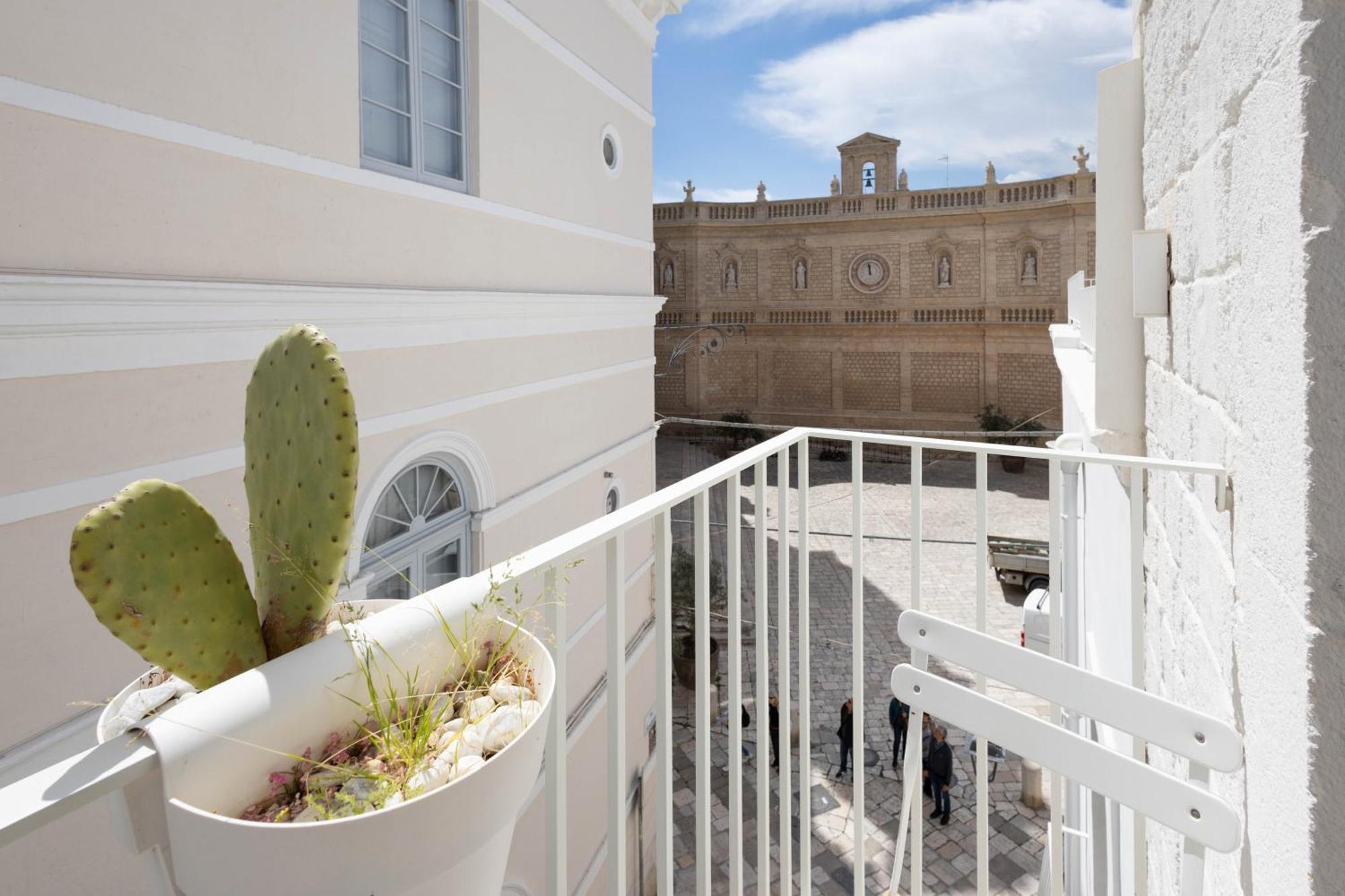 Wepuglia - Vista Cattedrale Hotel Monopoli Bagian luar foto